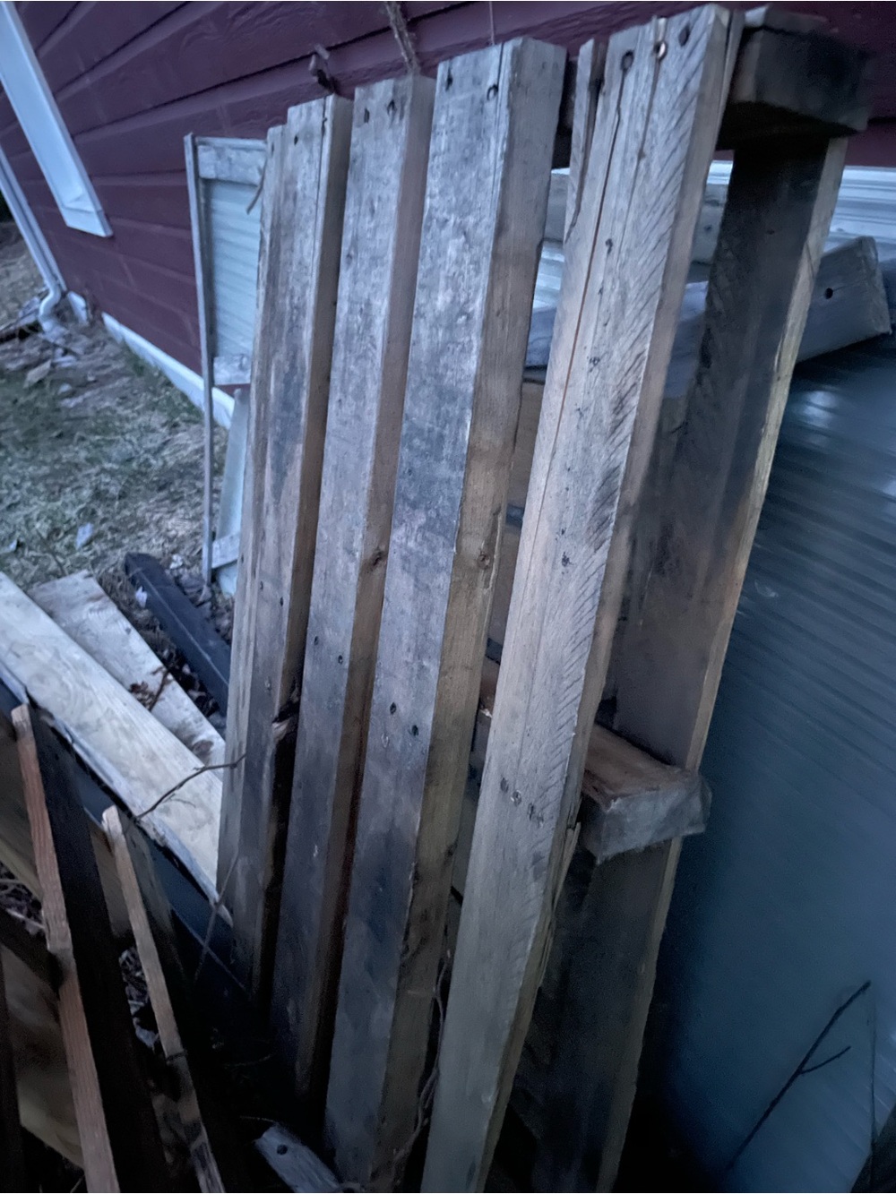 Wooden Pallet Rack - Rustic Natural Wood 26x34